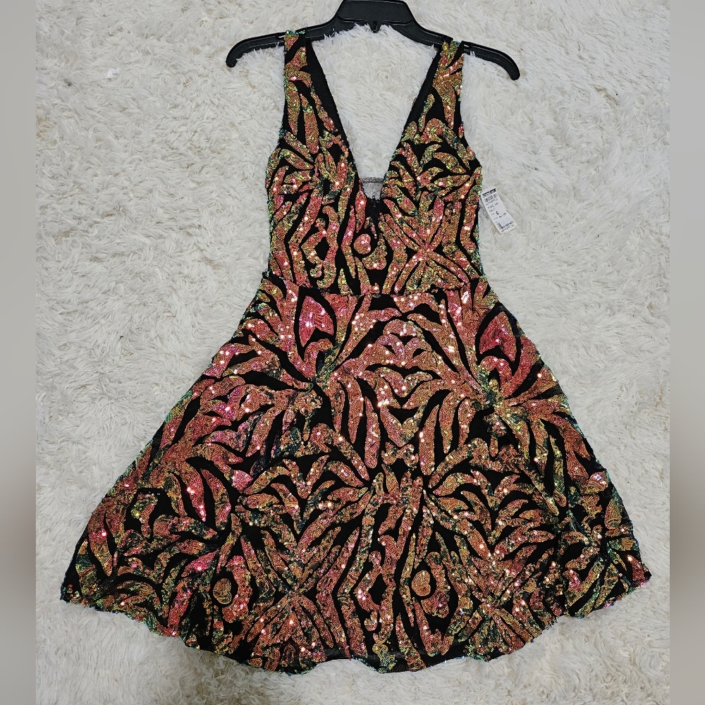 NWT Banjul Small Sequin Pattern Dress